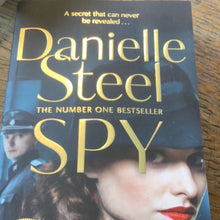 Load image into Gallery viewer, Spy Danielle steel
