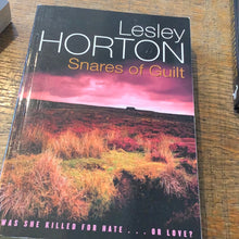 Load image into Gallery viewer, Snares of guilt Lesley Horton

